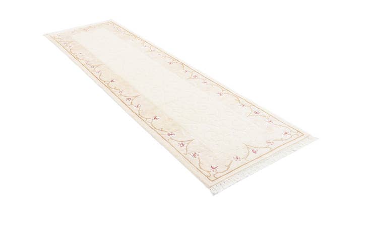 Detail image of 2' 8 x 9' 10 Hand Knotted Darya Wool Runner Rug