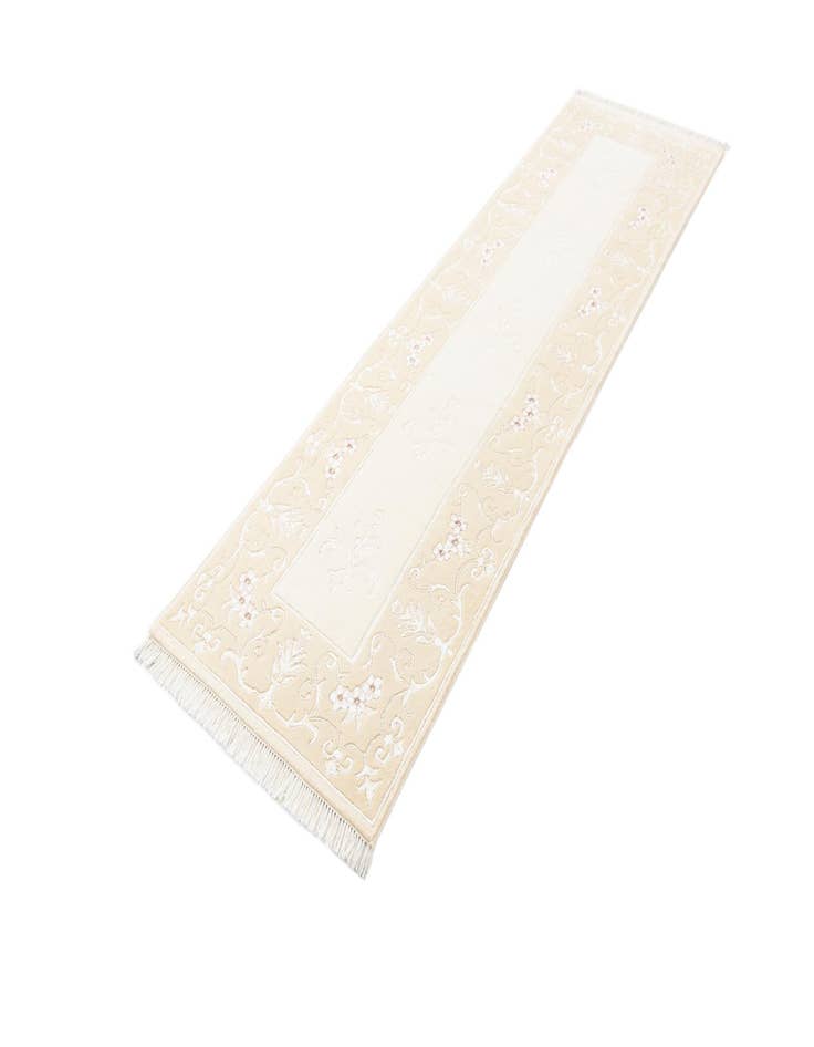 Detail image of 2' 8 x 9' 9  Hand Knotted Darya Wool Runner Rug