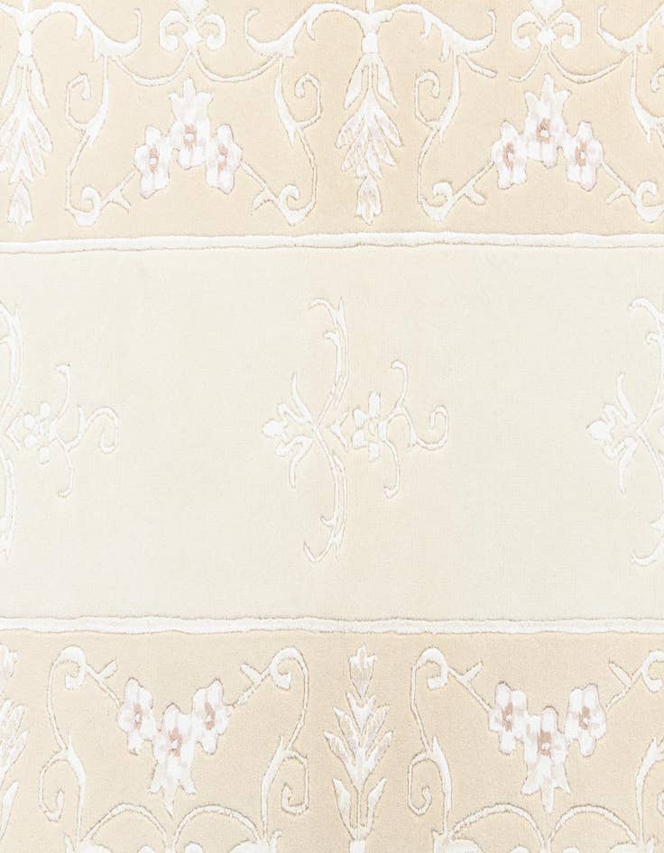 Detail image of 2' 8 x 9' 9  Hand Knotted Darya Wool Runner Rug