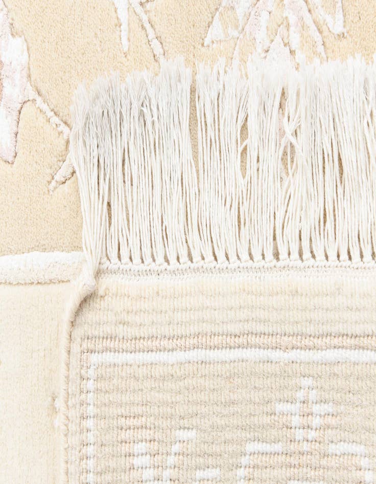 Detail image of 2' 8 x 9' 9  Hand Knotted Darya Wool Runner Rug