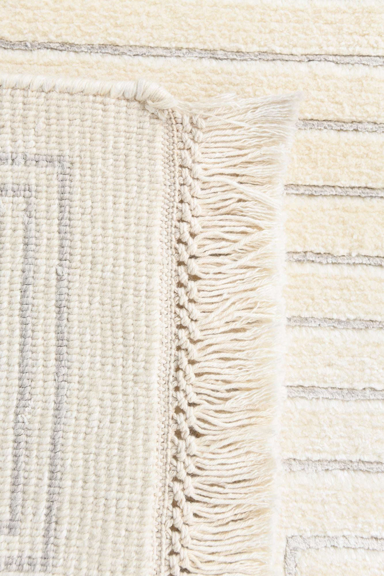 2' 7 x 10' Hand Knotted Darya Wool Runner Rug