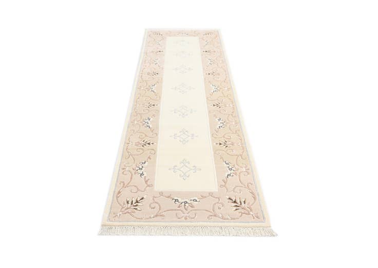 Detail image of 2' 9 x 9' 9 Hand Knotted Darya Wool Runner Rug