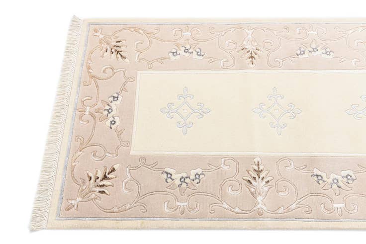 Detail image of 2' 9 x 9' 9 Hand Knotted Darya Wool Runner Rug