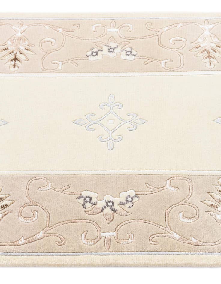 Detail image of 2' 9 x 9' 9  Hand Knotted Darya Wool Runner Rug