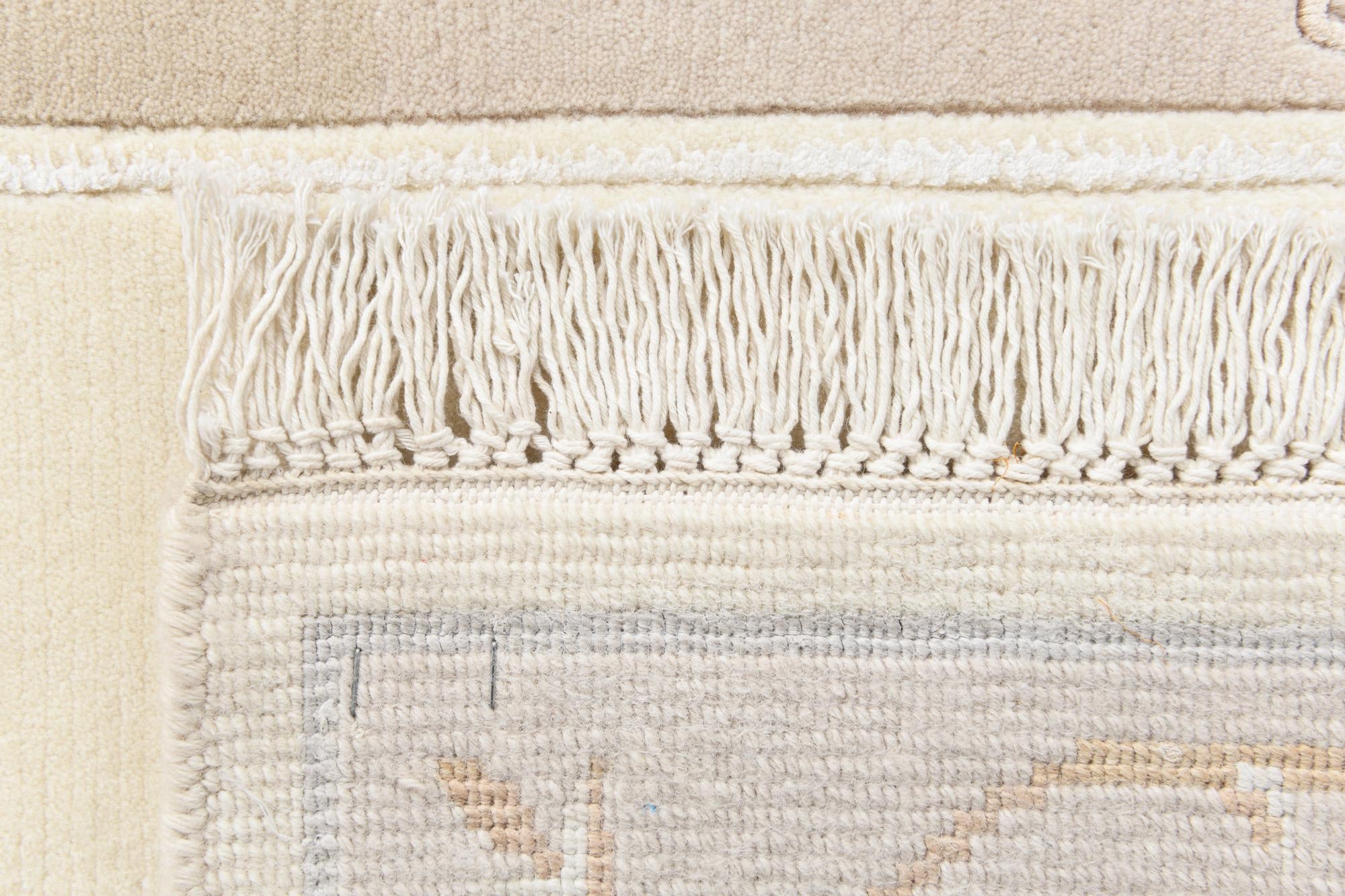 2' 9 x 9' 9 Hand Knotted Darya Wool Runner Rug