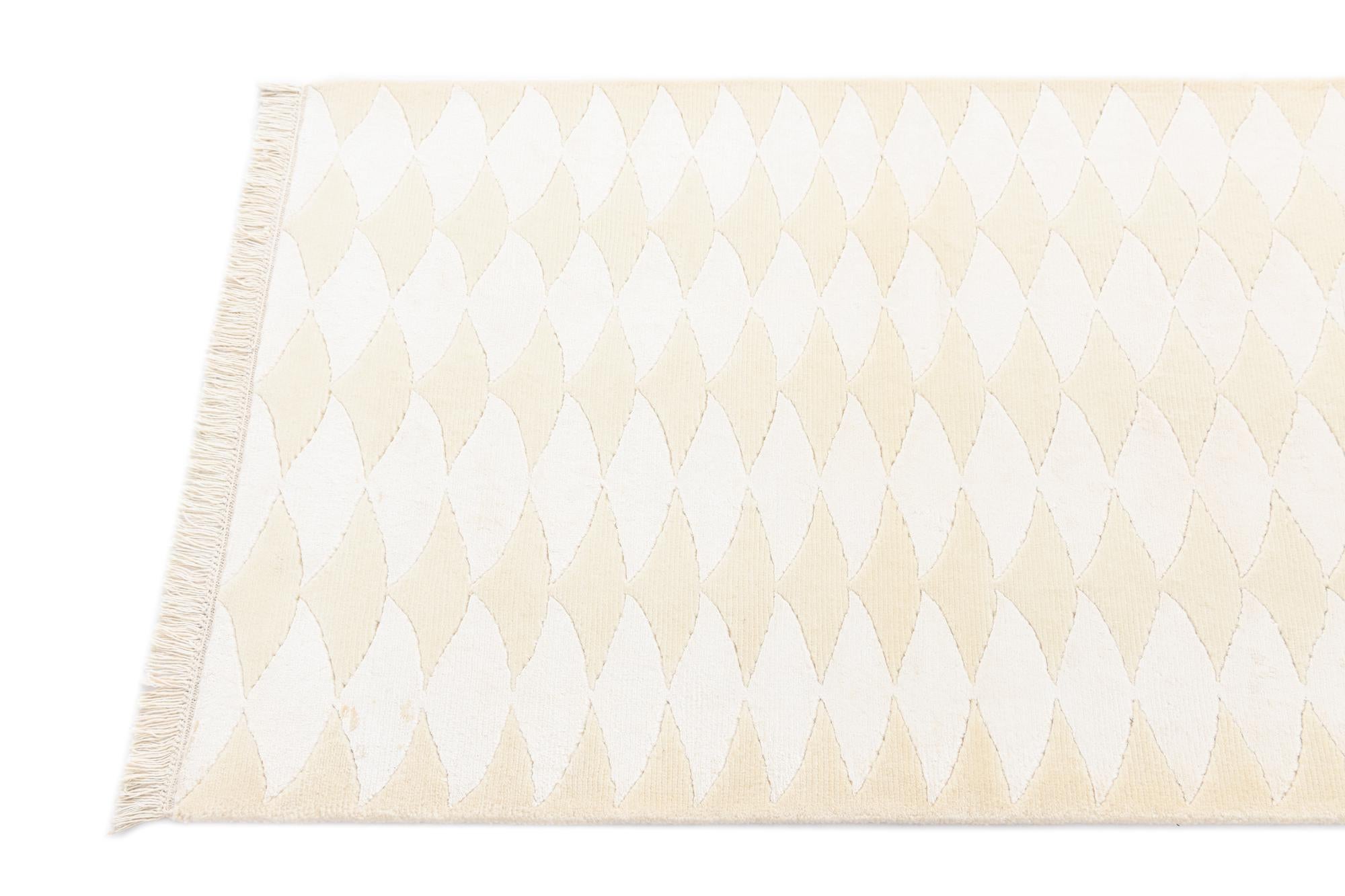 2' 7 x 9' 7 Hand Knotted Darya Wool Runner Rug