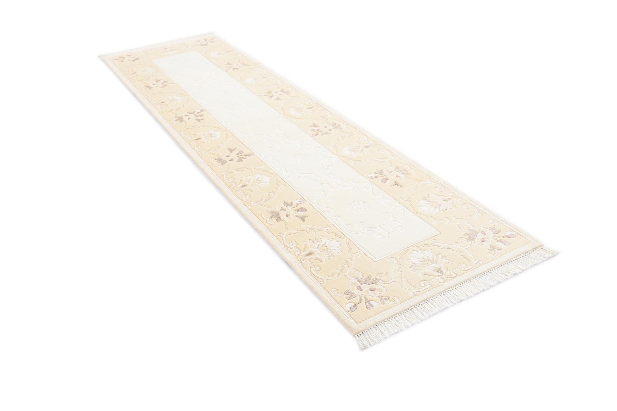 2' 9 x 10' Hand Knotted Darya Wool Runner Rug