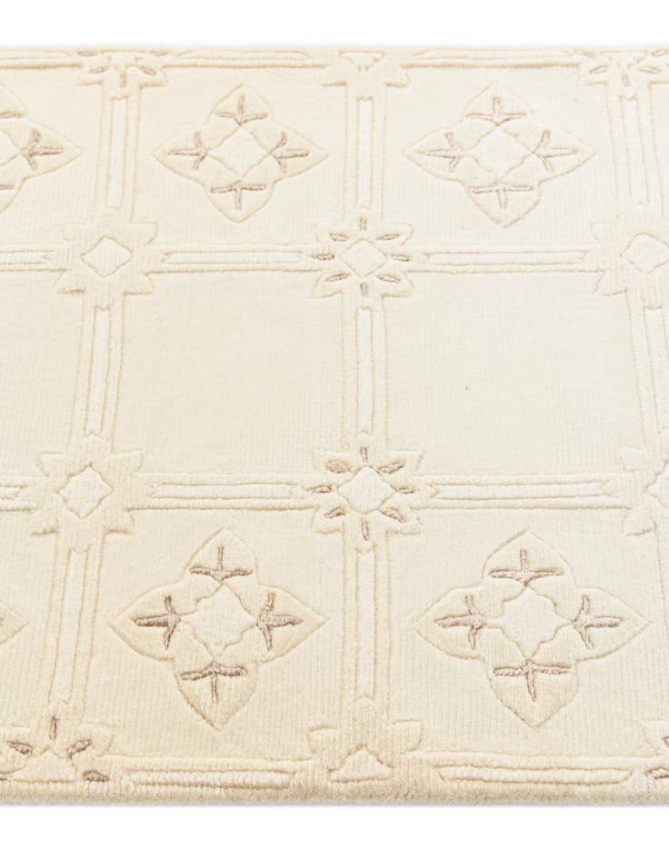 Detail image of 2' 11 x 9' 9  Hand Knotted Darya Wool Runner Rug