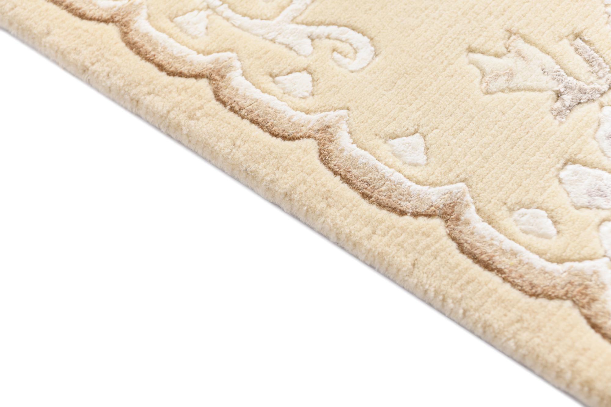 2' 9 x 10' Hand Knotted Darya Wool Runner Rug