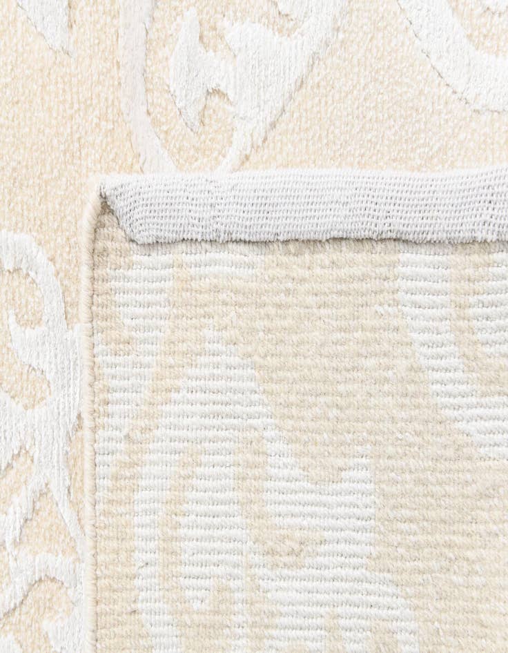 Detail image of 2' 10 x 10'  Hand Knotted Darya Wool Runner Rug