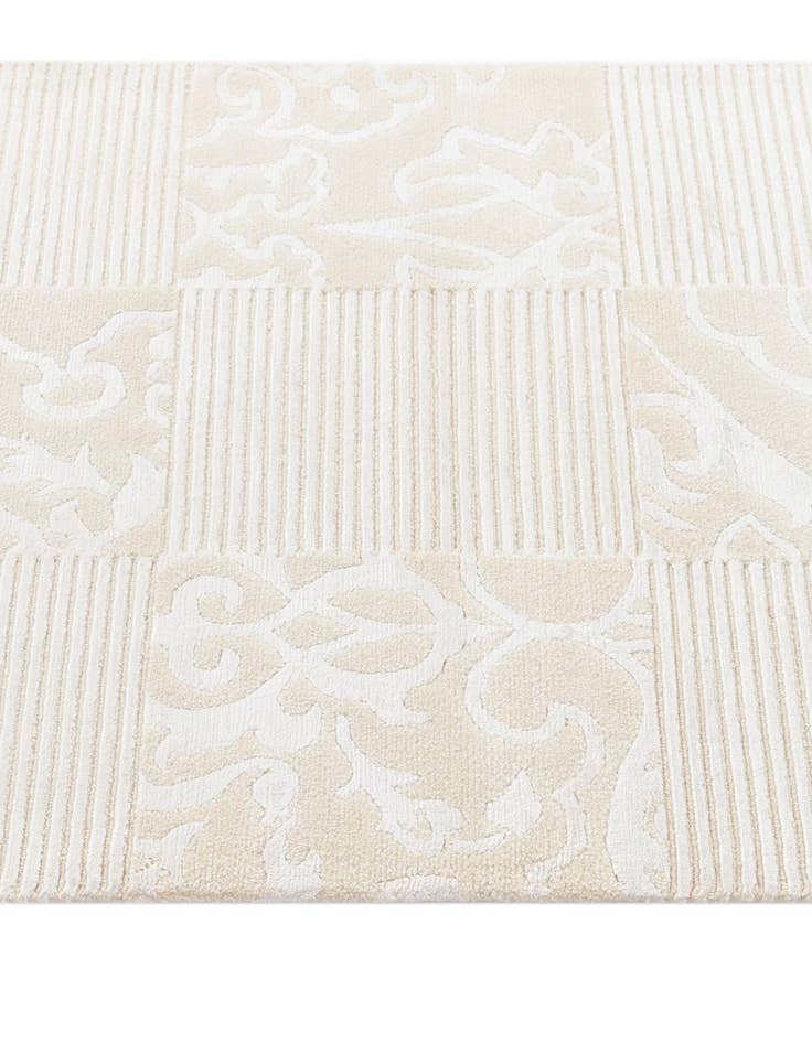 Detail image of 2' 9 x 10' 2 Hand Knotted Darya Wool Runner Rug