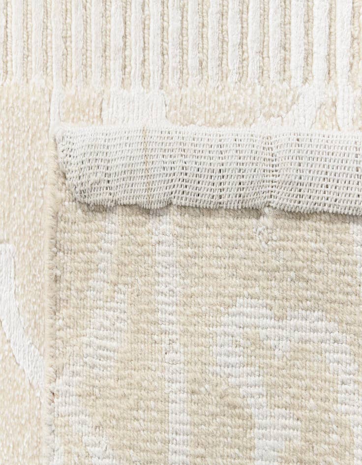 Detail image of 2' 9 x 10' 2  Hand Knotted Darya Wool Runner Rug