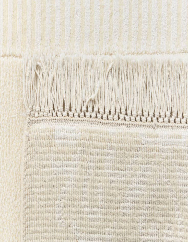 Detail image of 2' 10 x 10' 4  Hand Knotted Darya Wool Runner Rug