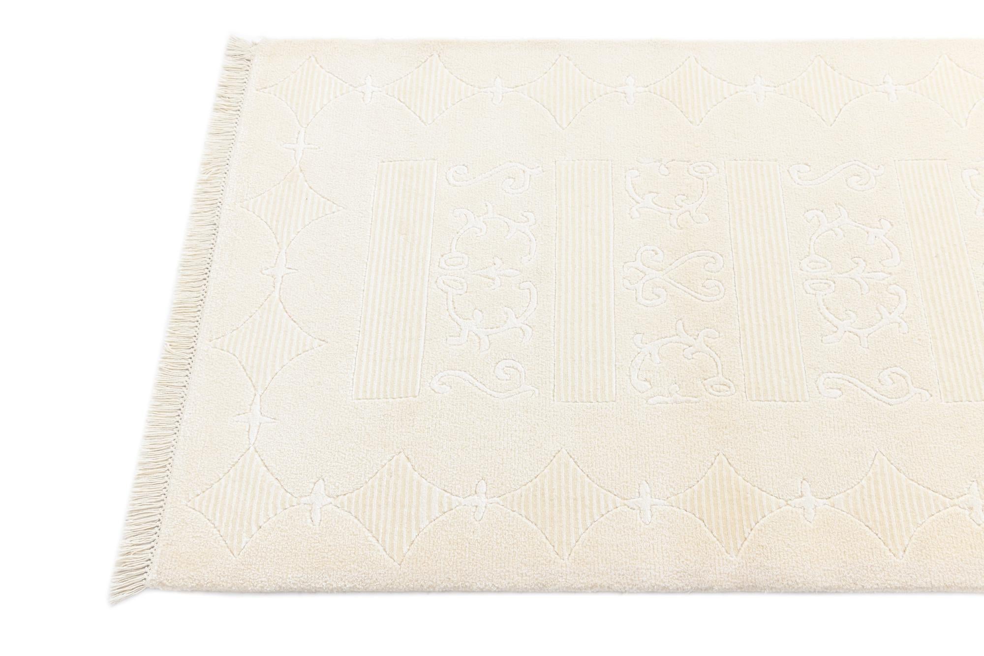 2' 11 x 9' 8 Hand Knotted Darya Wool Runner Rug