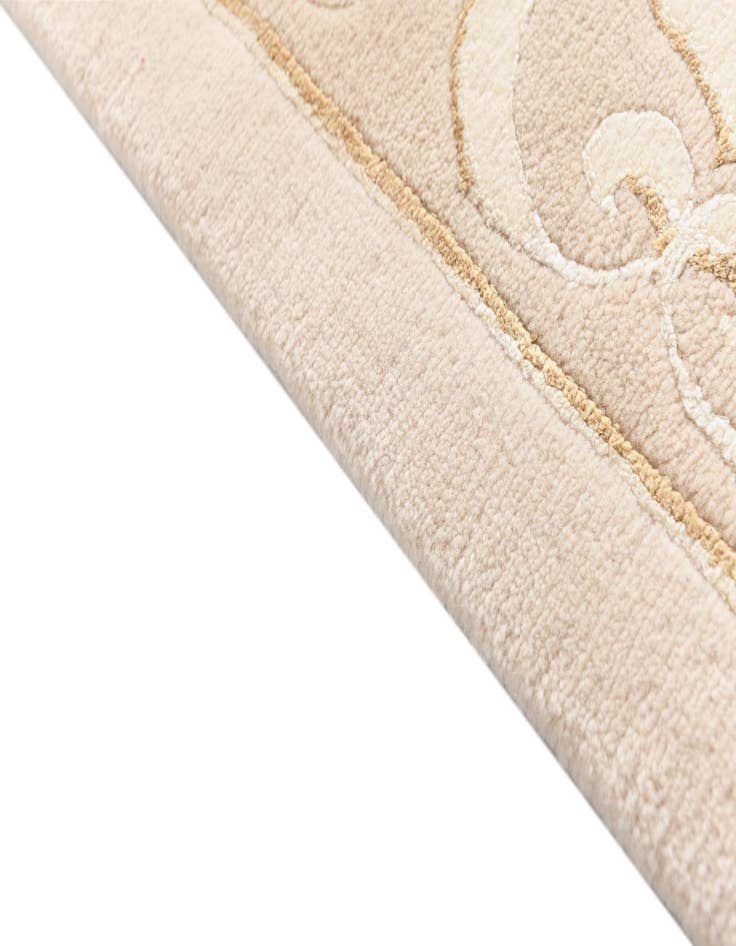 Detail image of 2' 9 x 9' 8  Hand Knotted Darya Wool Runner Rug