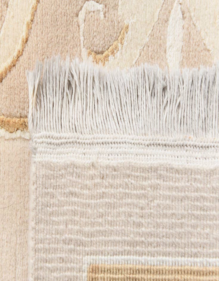 Detail image of 2' 9 x 9' 8  Hand Knotted Darya Wool Runner Rug