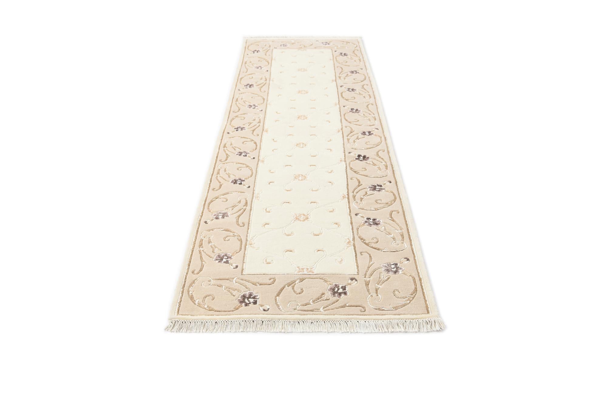 2' 11 x 9' 9 Hand Knotted Darya Wool Runner Rug