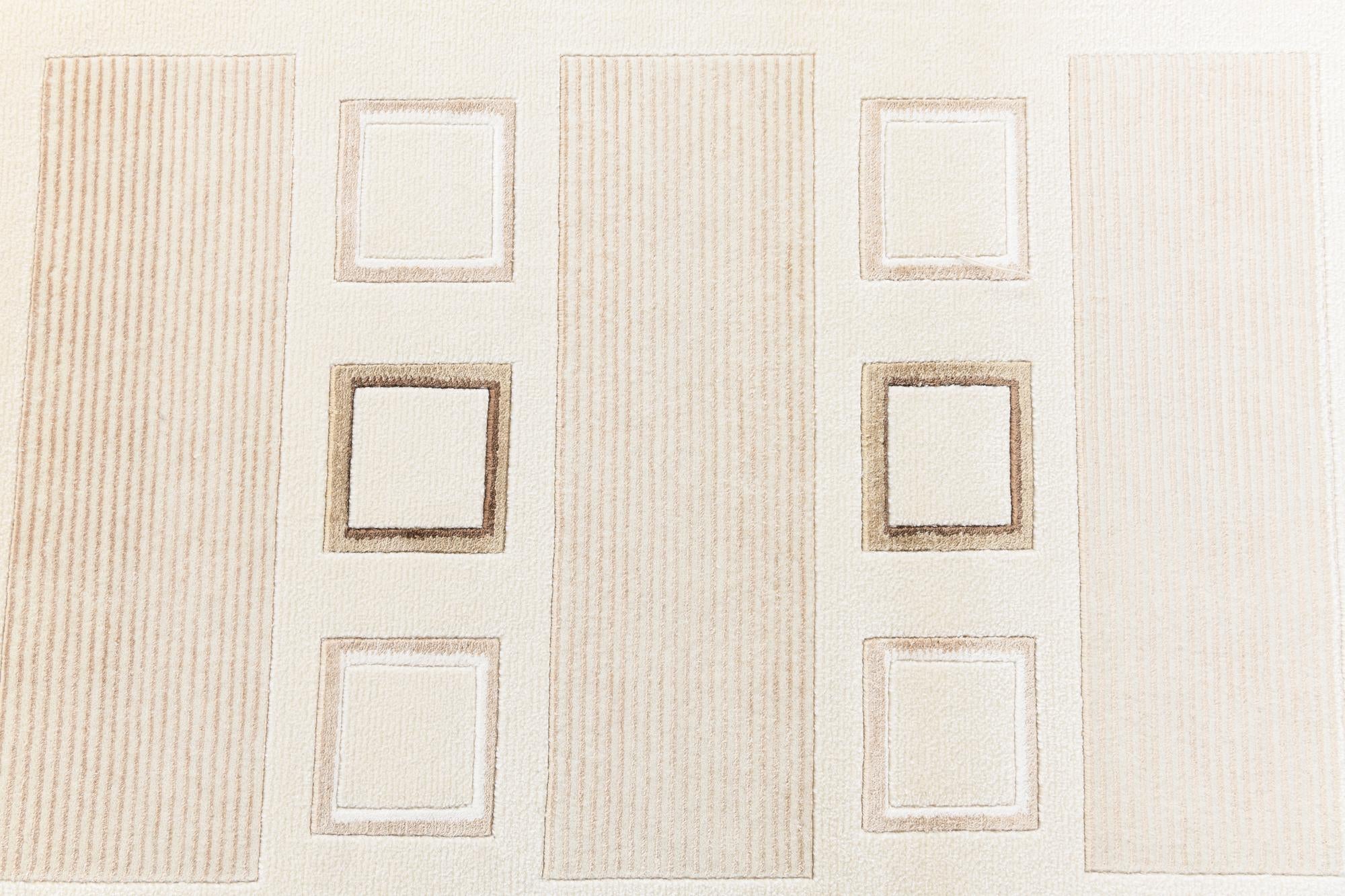 2' 9 x 9' 9 Hand Knotted Darya Wool Runner Rug