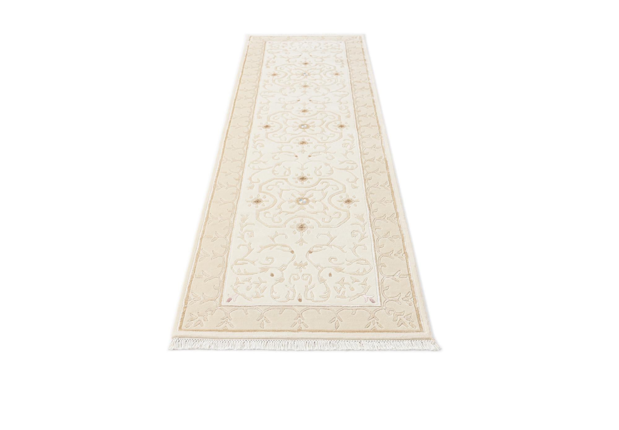 2' 8 x 9' 9 Hand Knotted Darya Wool Runner Rug