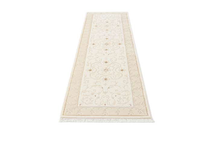 2' 8 x 9' 9 Hand Knotted Darya Wool Runner Rug