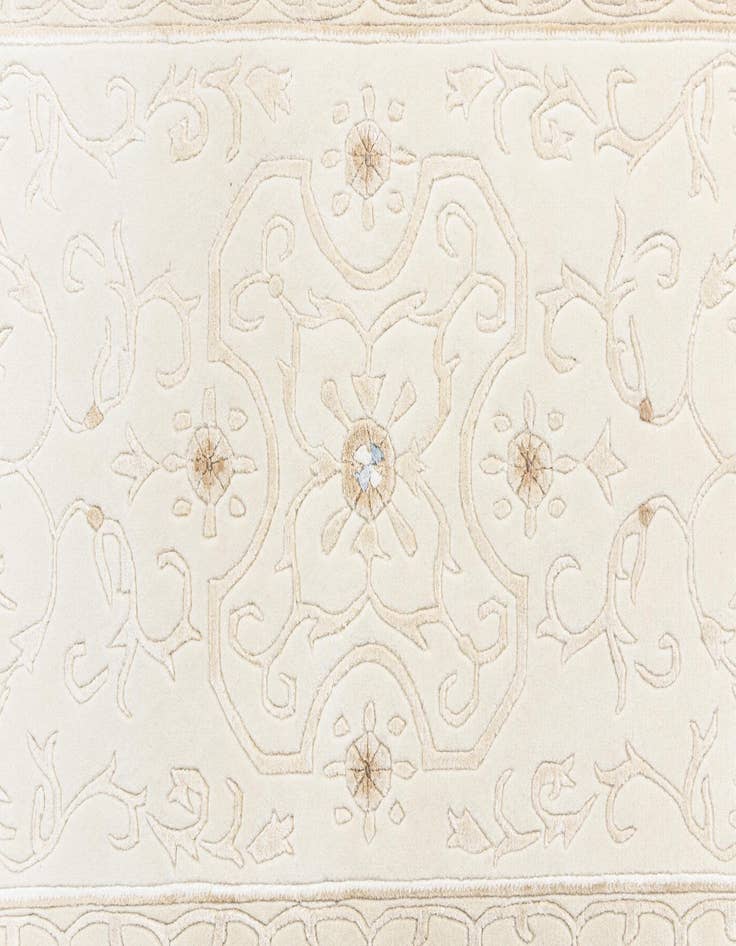 Detail image of 2' 8 x 9' 9 Hand Knotted Darya Wool Runner Rug