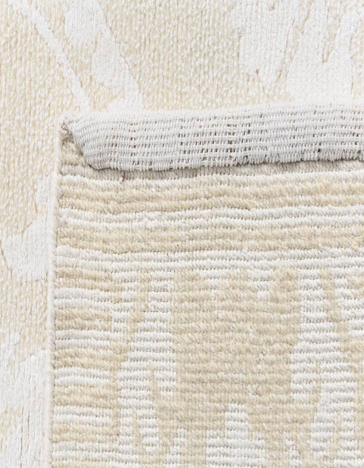 Detail image of 2' 10 x 10'  Hand Knotted Darya Wool Runner Rug