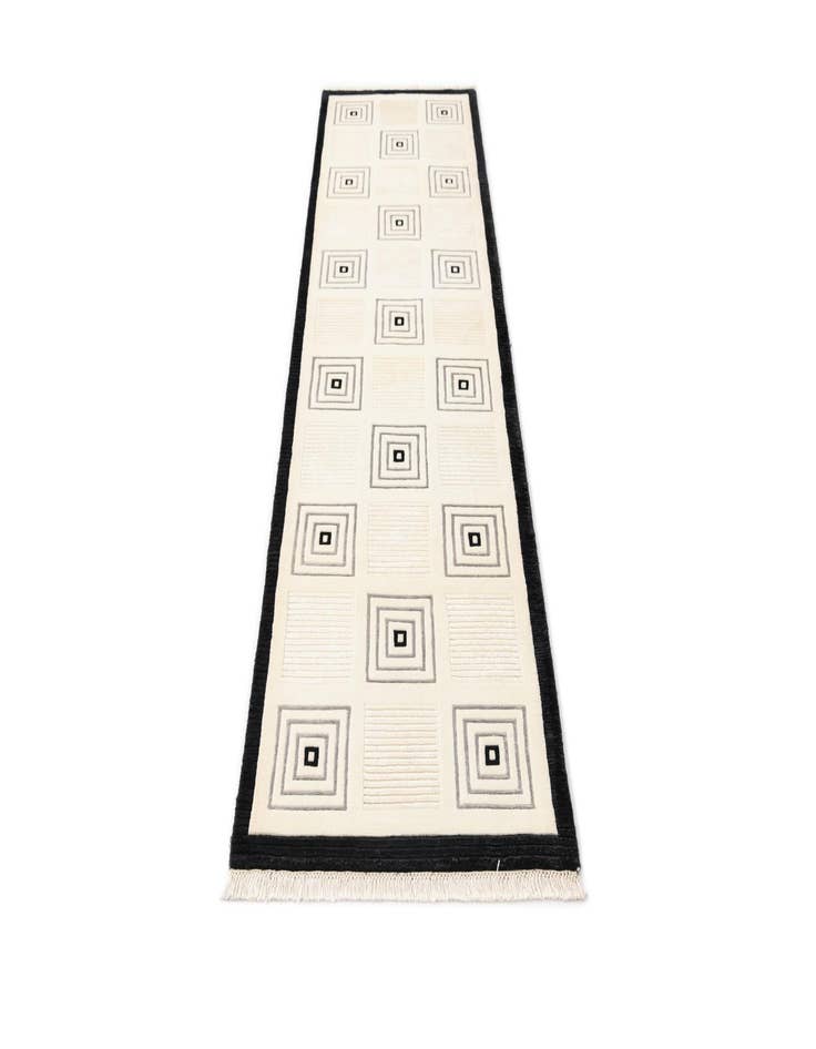 Detail image of 2' 7 x 9' 9 Hand Knotted Darya Wool Runner Rug