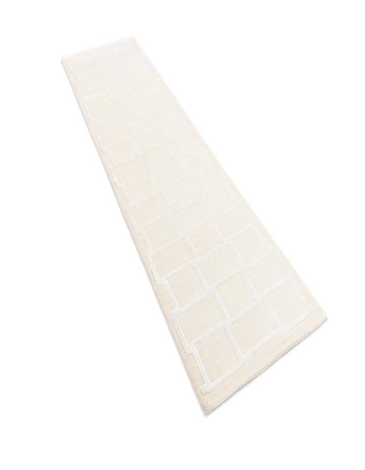 Detail image of 2' 10 x 9' 10  Hand Knotted Darya Wool Runner Rug