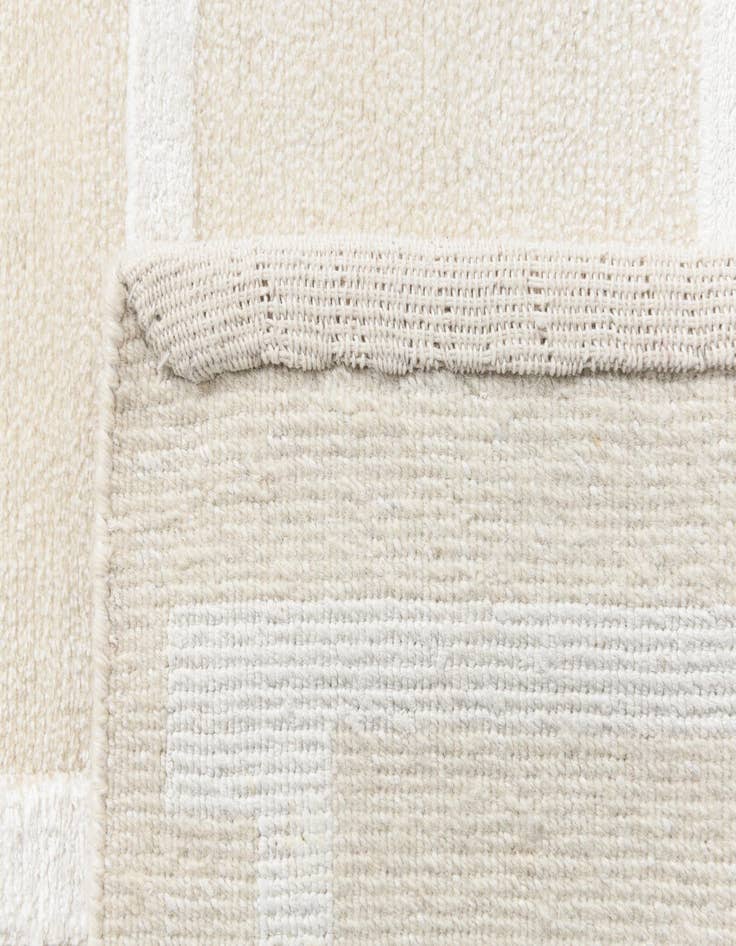 Detail image of 2' 10 x 9' 10  Hand Knotted Darya Wool Runner Rug