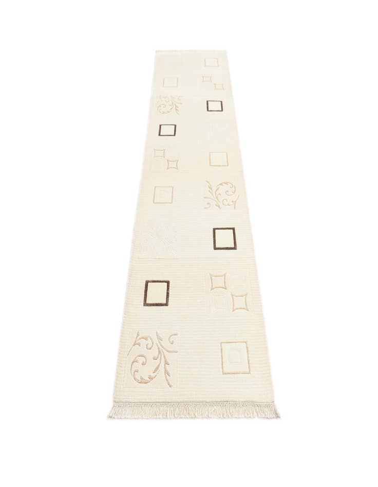 Detail image of 2' 10 x 9' 9  Hand Knotted Darya Wool Runner Rug