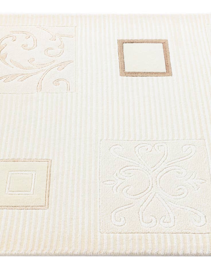 Detail image of 2' 10 x 9' 9  Hand Knotted Darya Wool Runner Rug