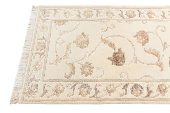 2' 7 x 9' 10 Darya Runner Rug