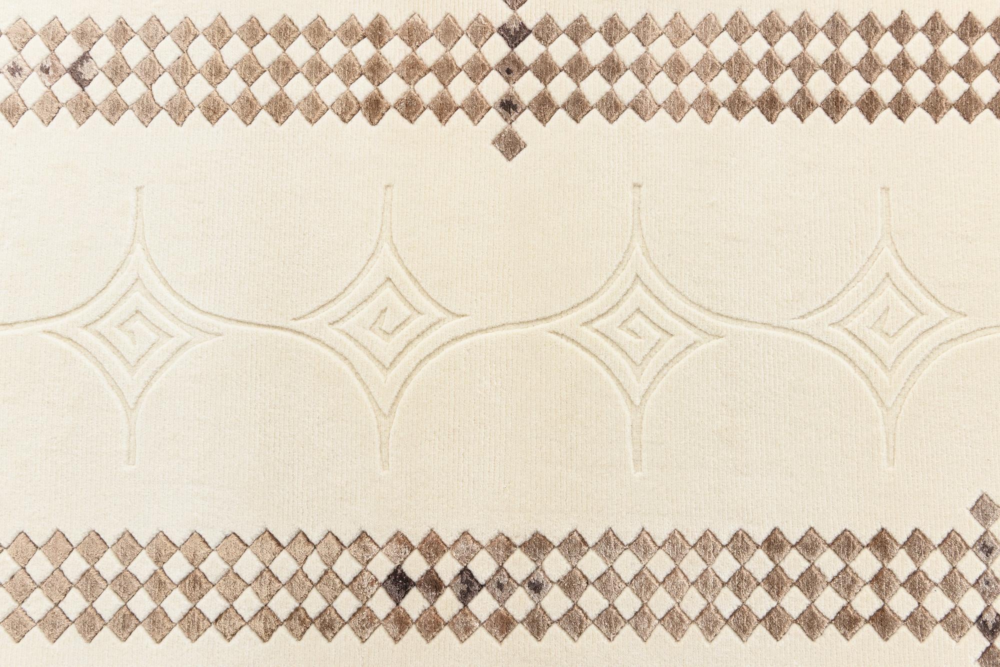 2' 7 x 9' 9 Darya Runner Rug