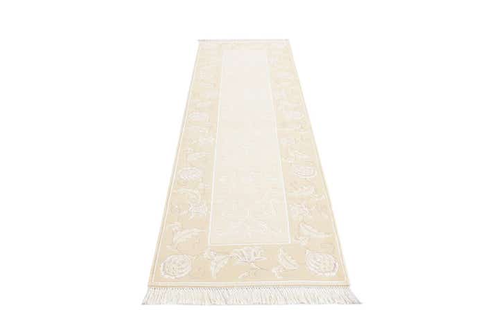 2' 7 x 9' 9 Darya Runner Rug