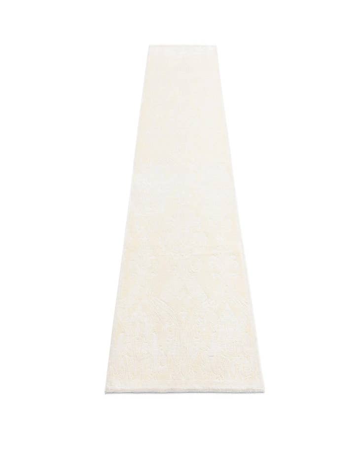 Detail image of 2' 10 x 9' 10 Darya Runner Rug