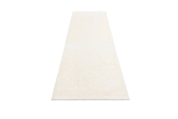 Detail image of 2' 10 x 9' 10 Darya Runner Rug