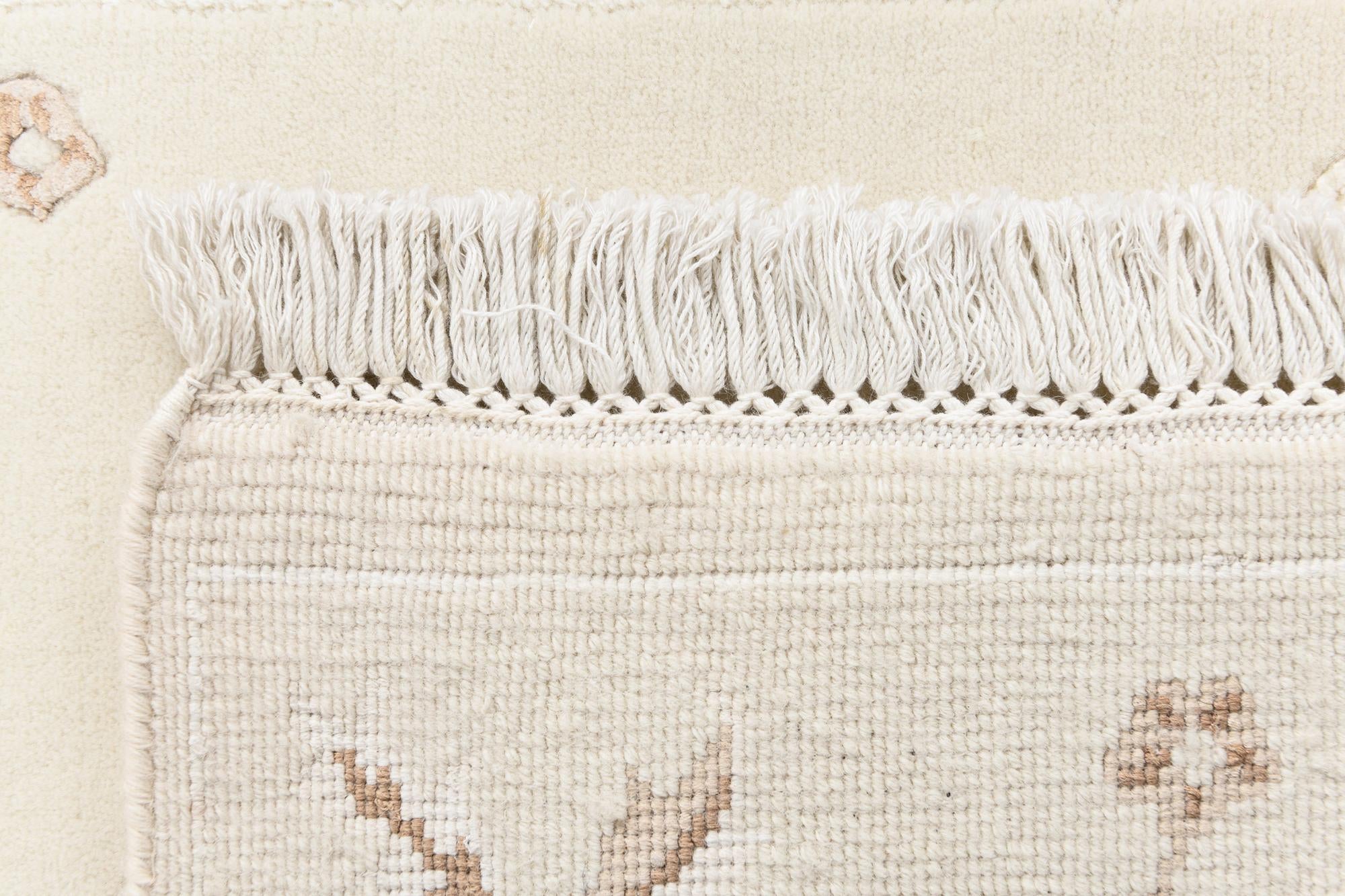 2' 8 x 9' 6 Darya Runner Rug