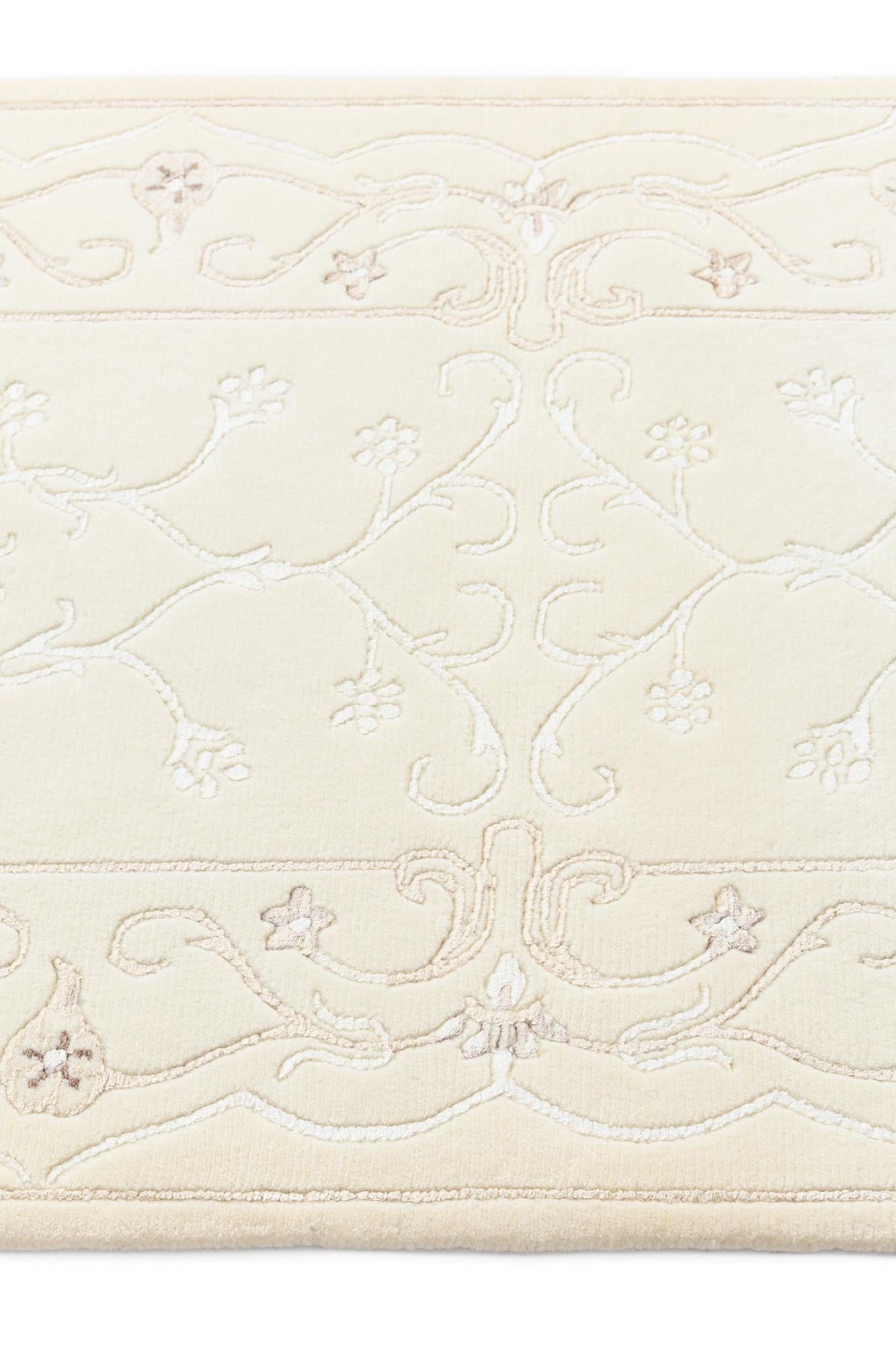 2' 8 x 10' Darya Runner Rug