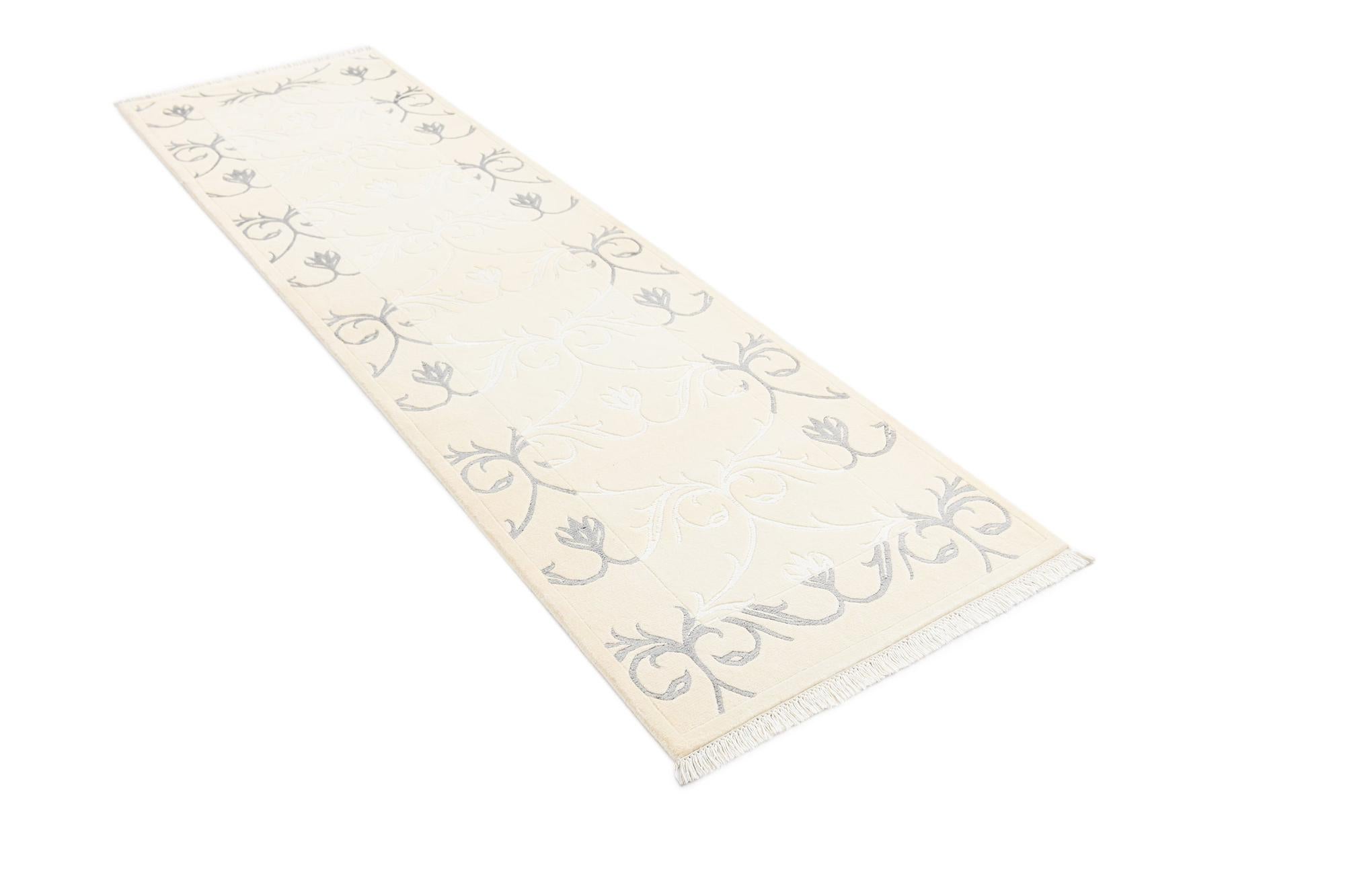 2' 7 x 9' 8 Darya Runner Rug