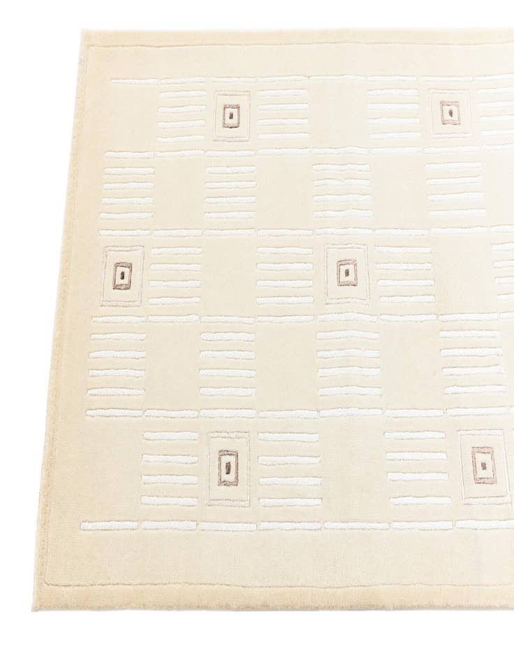 Detail image of 2' 7 x 9' 8 Darya Runner Rug