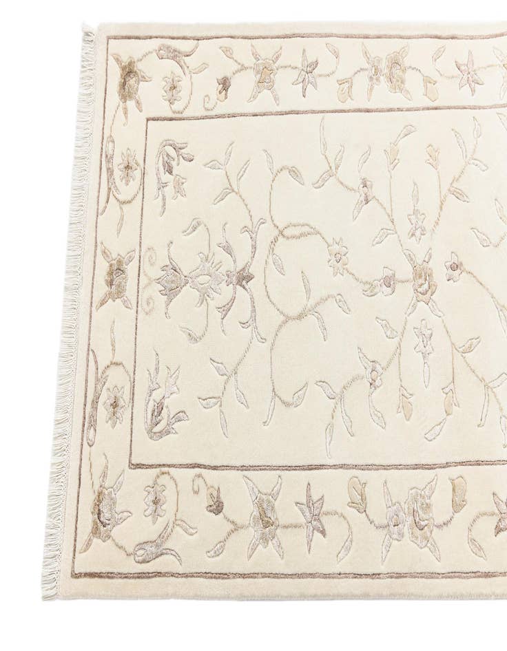 Detail image of 2' 6 x 9' 11 Darya Runner Rug
