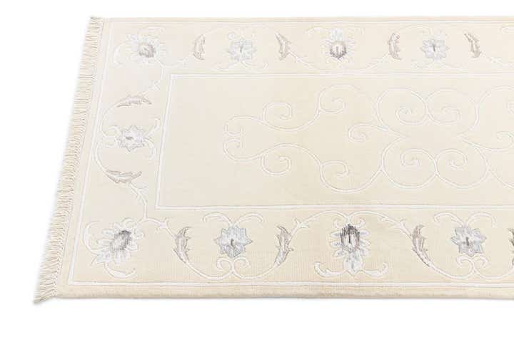 2' 9 x 9' 8 Darya Runner Rug