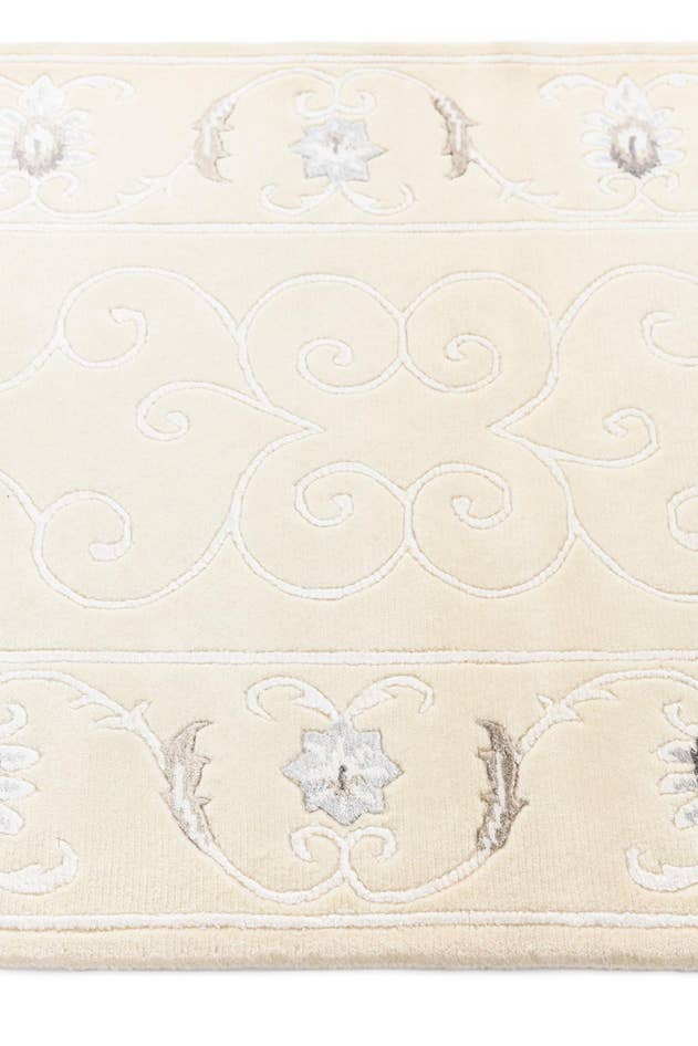 Detail image of 2' 9 x 9' 8 Darya Runner Rug