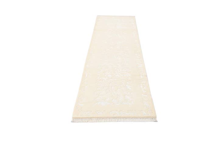 Detail image of 2' 7 x 10' Darya Runner Rug
