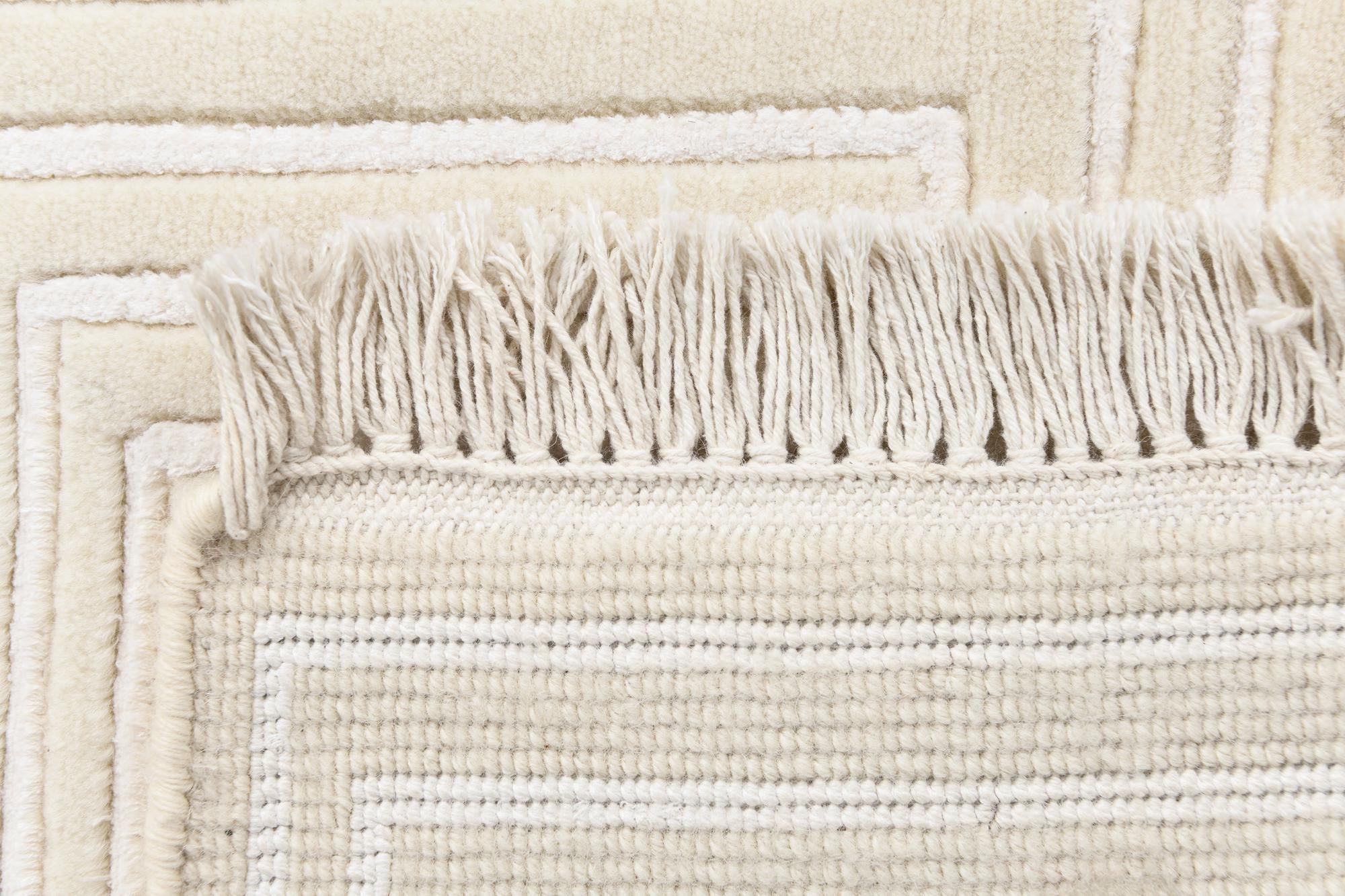 2' 7 x 10' Darya Runner Rug