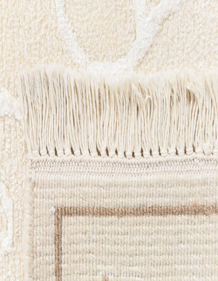 Detail image of 2' 8 x 9' 9 Darya Runner Rug