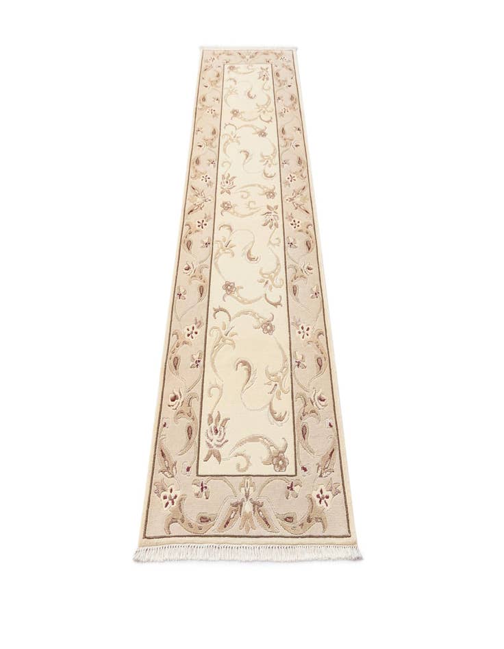 Detail image of 2' 9 x 9' 9 Darya Runner Rug