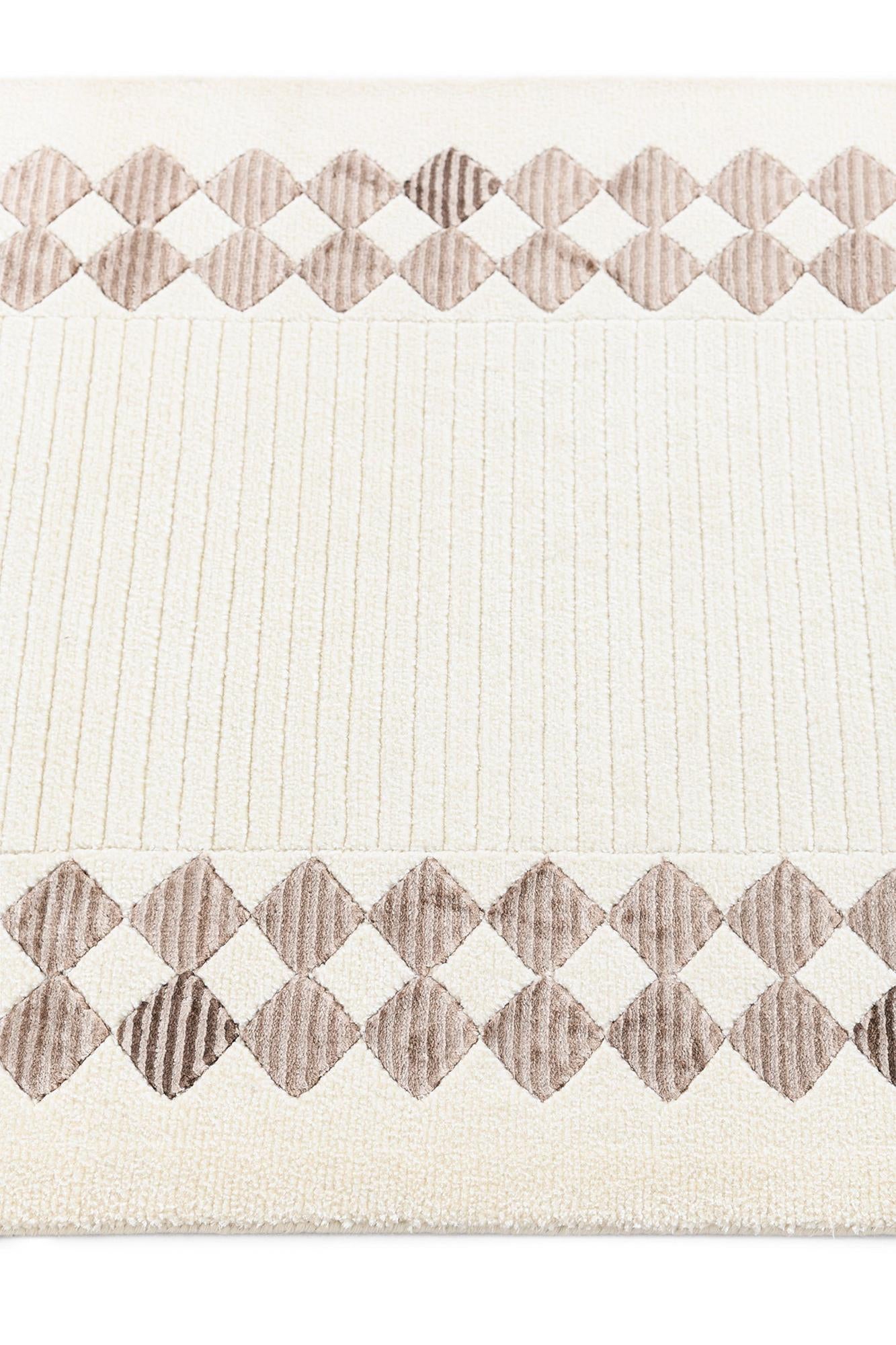 2' 7 x 9' 11 Darya Runner Rug