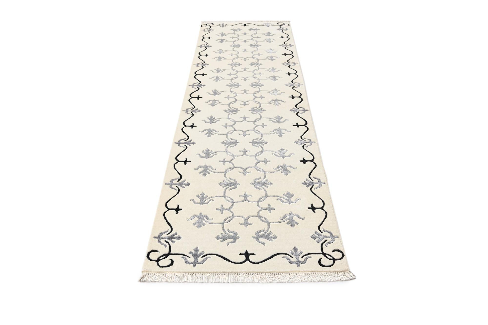 2' 7 x 9' 11 Darya Runner Rug