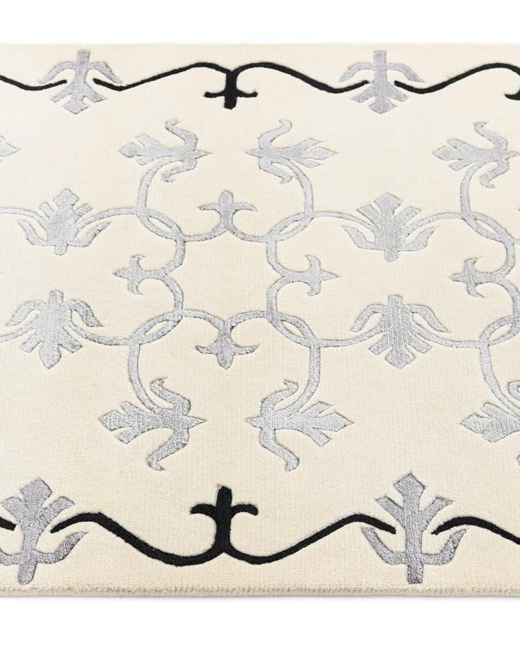 Detail image of 2' 7 x 9' 11 Darya Runner Rug